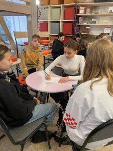 «В литературных лабиринтах»